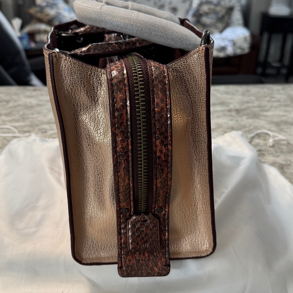 New Coach Rouge 25 exactly as pictured Metallic Beautiful - Picture 10 of 17